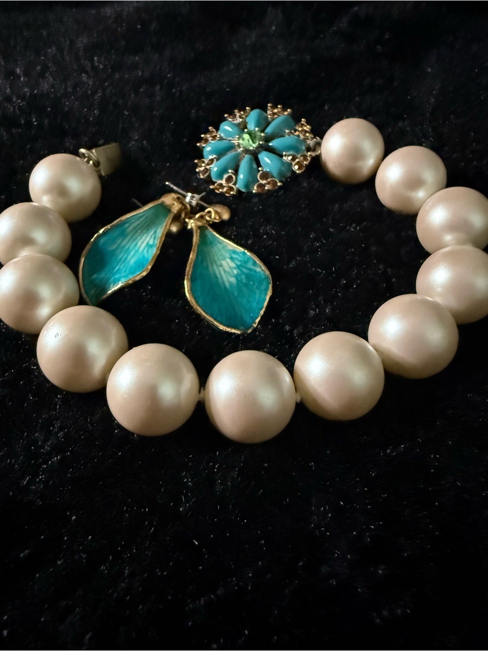 Vintage Carolee Pearl Bracelet Turquoise Gold Drop Earrings 2 Pc Set Wild Grace